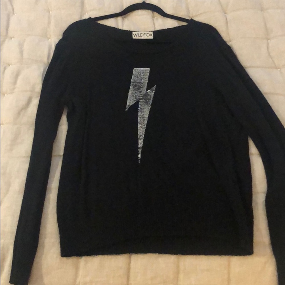 WILDFOX LIGHTNING BOLT BLACK SWEATER TOP, SIZE L